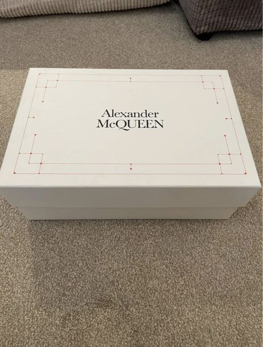Alexander Mcqueen