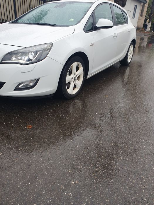 Opel Astra J Full Option