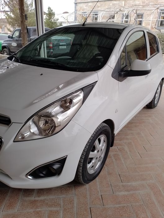 Спарк автомобиль