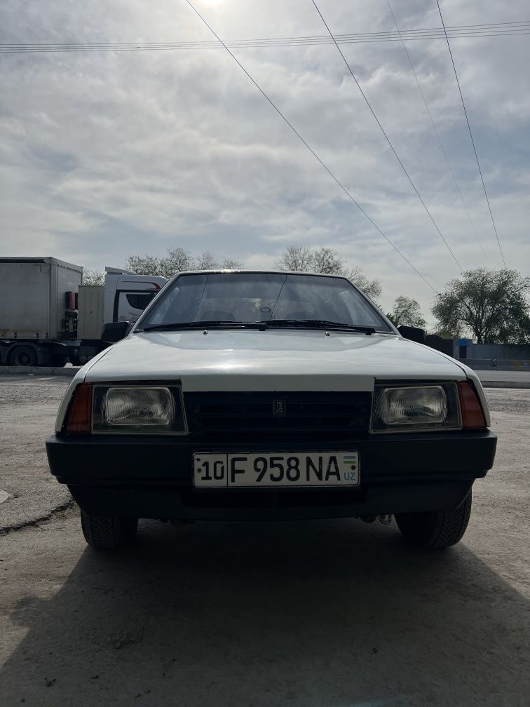 Samara 21099sotiladi