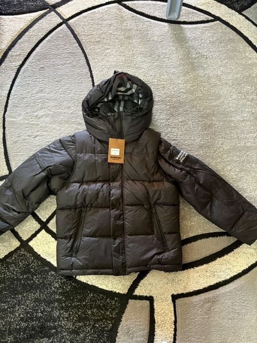 Geaca-Vesta Burberry Calitate premium M