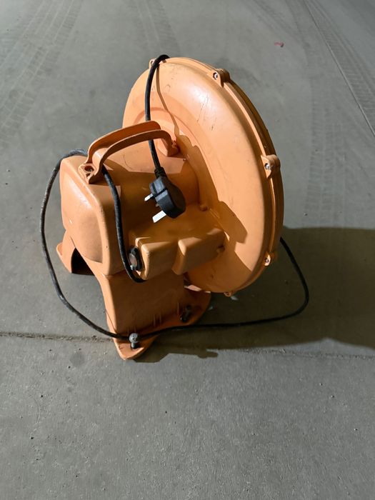 Продавам Въздухопилка