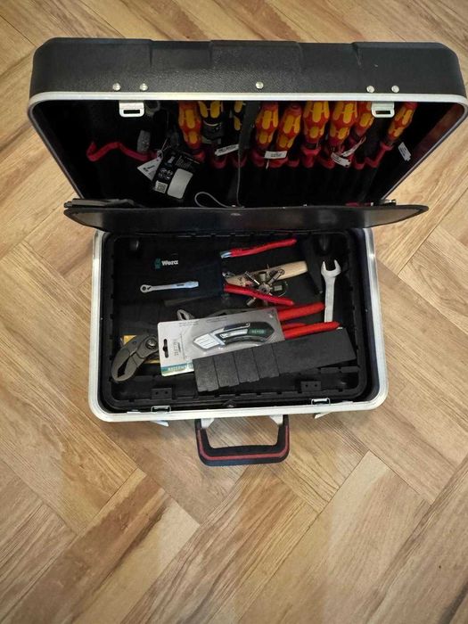 Vand geanta scule Knipex instalatori noua 00 21 21 HK S pret bun