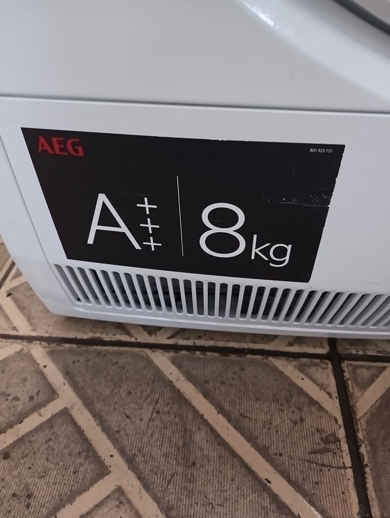 Сушилня с термопомпа АЕГ Aeg Series 7000 A+++ 8кг 2 години гаранция,!