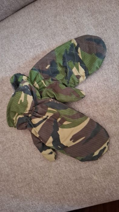 Mănuși militare cu un deget