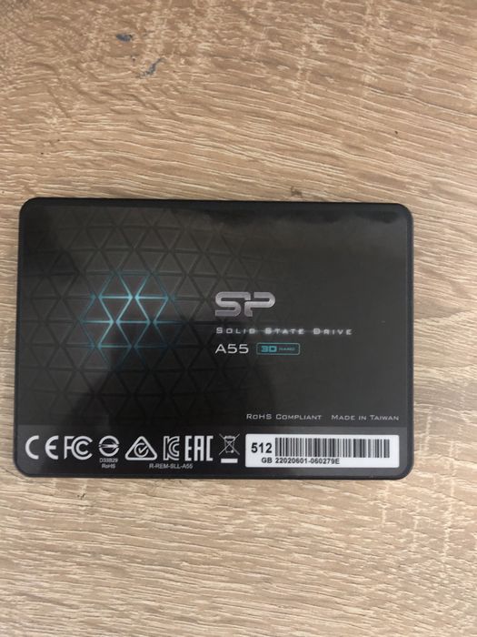 Продавам ssd 512 GB