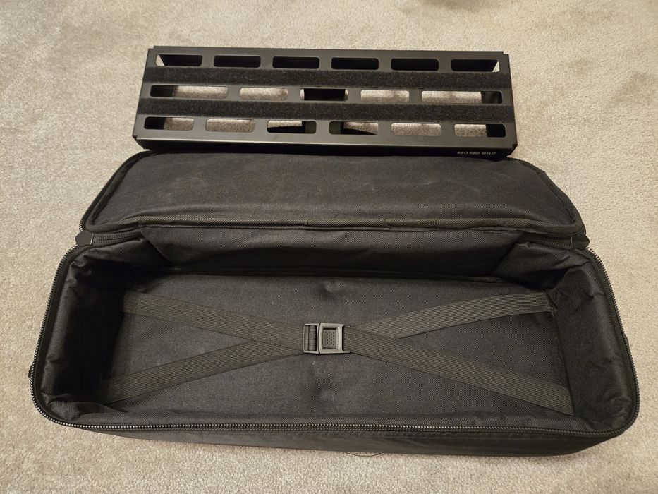Pedalboard 4-7 pedale chitara Rockboard DUO 2.1 cu husa protectie
