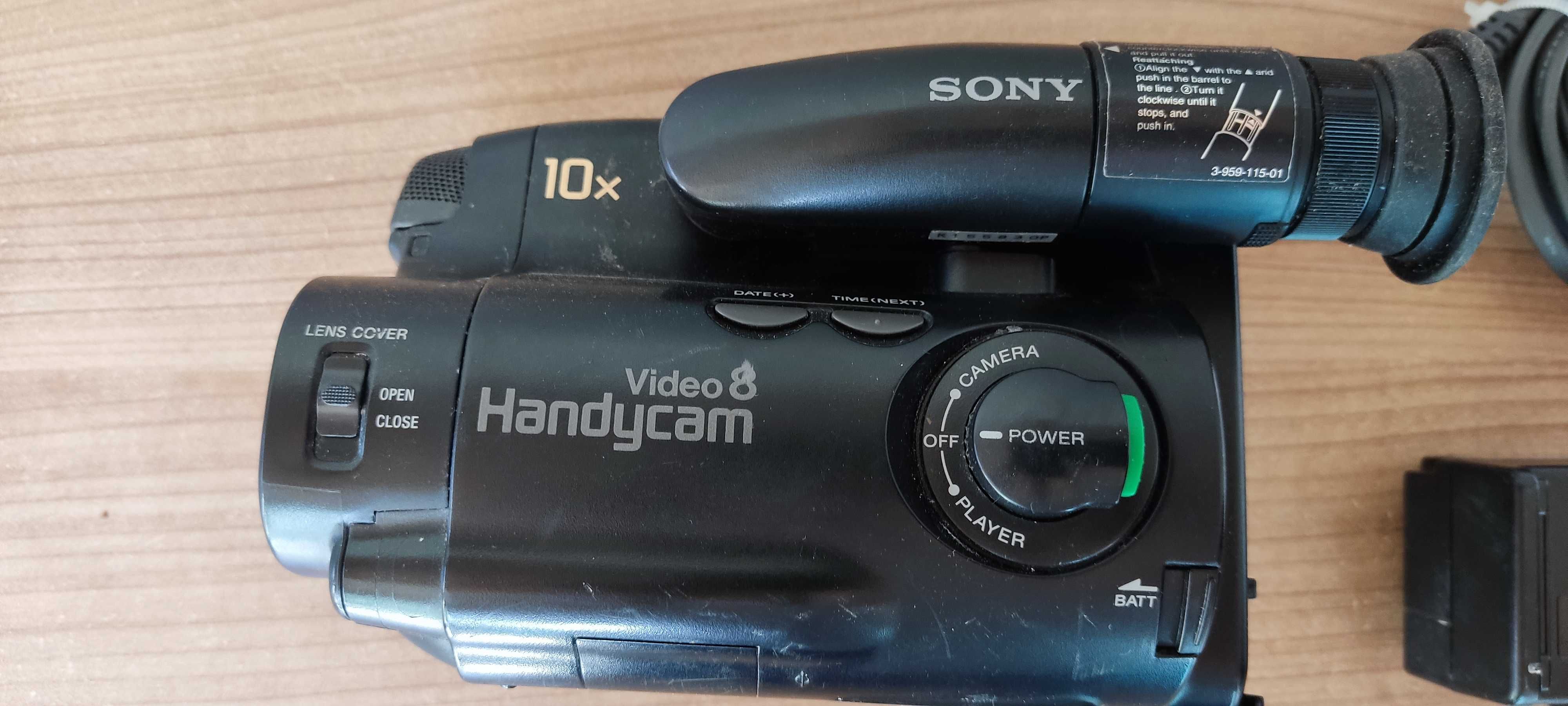 Vand camera video Sony model cu caseta vechi