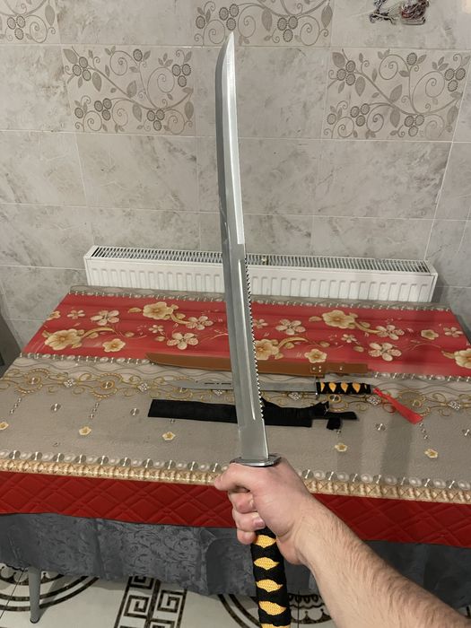 Vand sabie din oțel