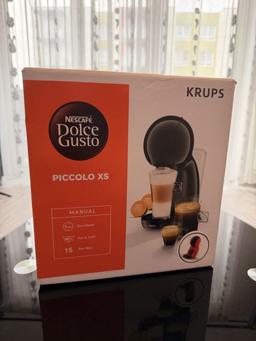 Vand espressor cu capsule Nescafe Piccolo XS