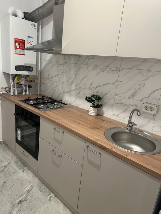 Inchiriez garsoniera Weiner Palada Militari Residence