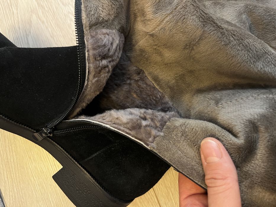 Продам зимние замшевые сапоги, натуралка