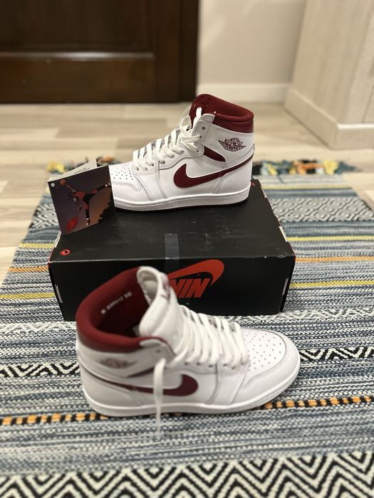 Jordan 1 high metallic burgundy