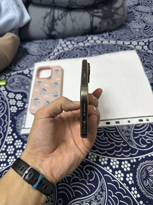 Iphone 16 pro 256G Gold