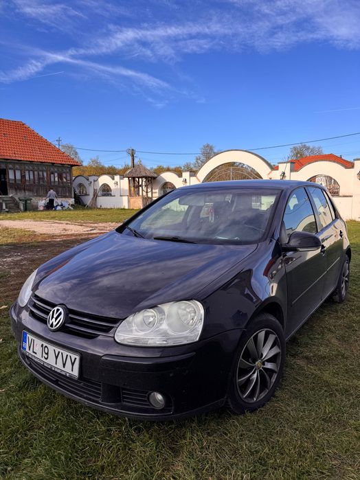 Vând golf 5 an fabricație 2008