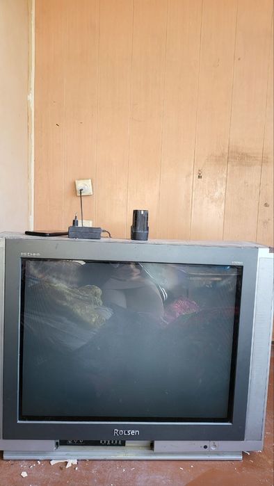 Телевизор сотилади