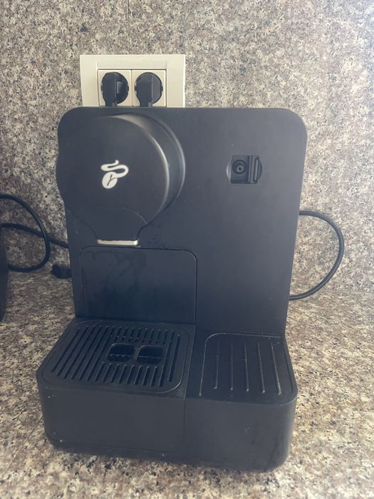 Aparat de cafea Tchibo Cafissimo – ca nou + capsule