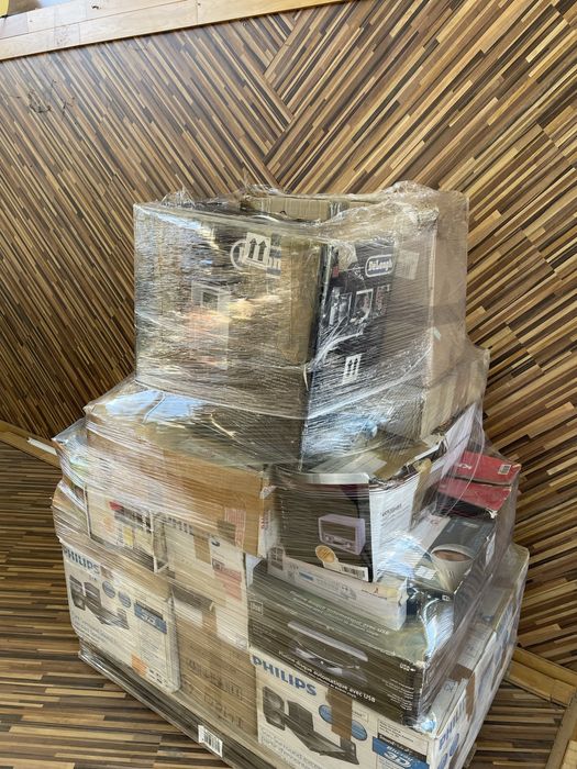 Палет с музикална и аудио техника