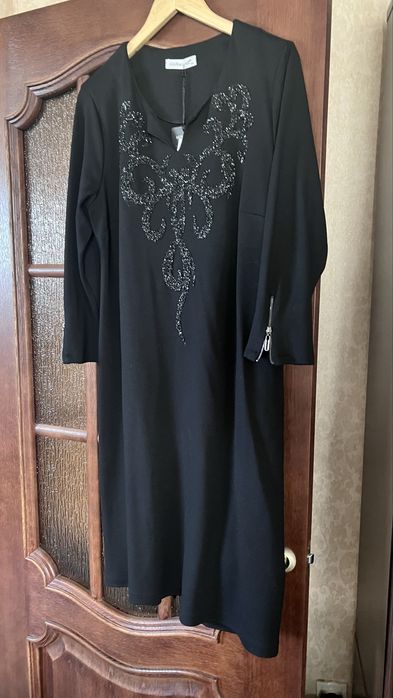 Продам новое платье в национальном стиле