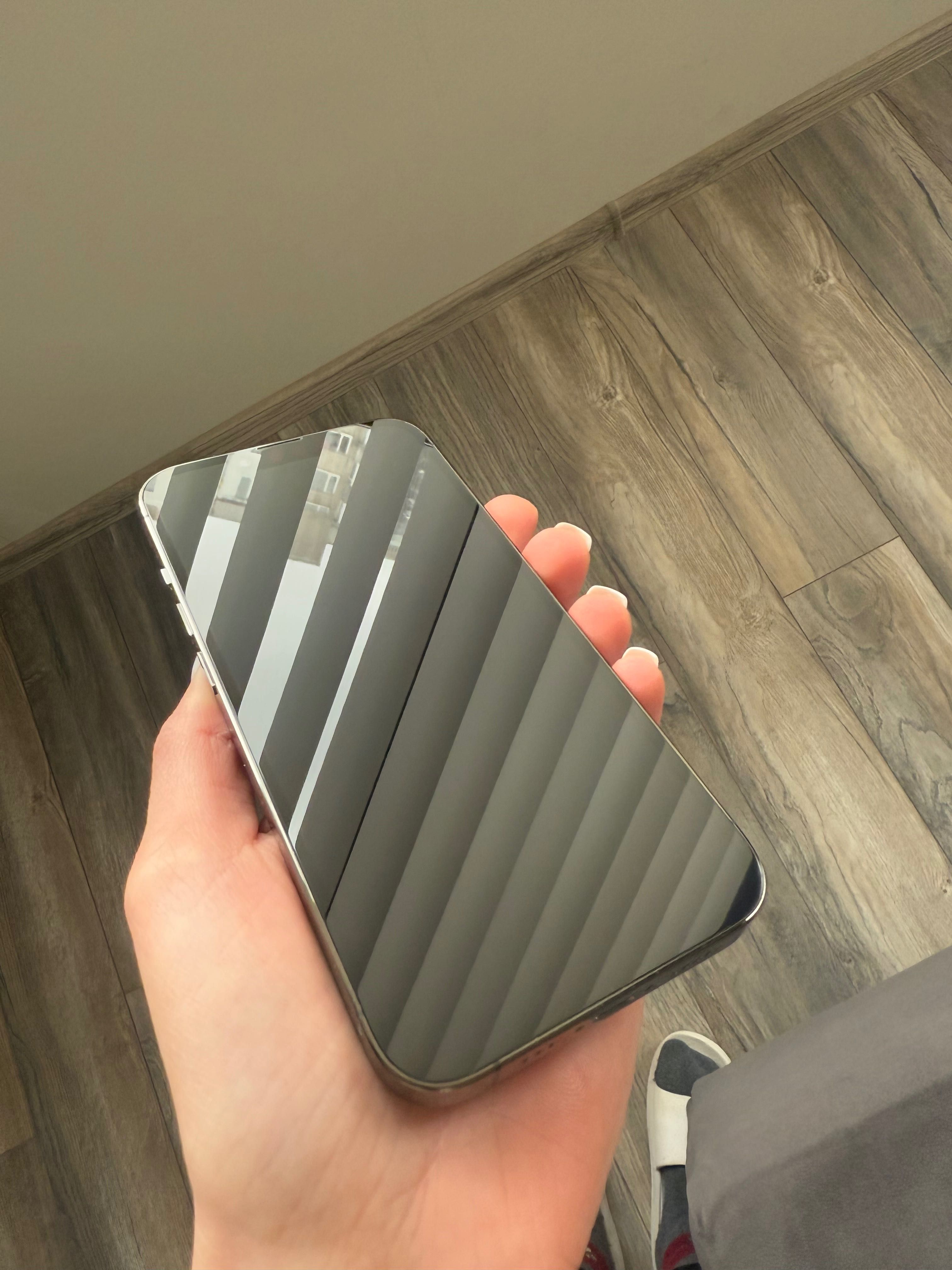 iPhone 13pro КАТО НОВ