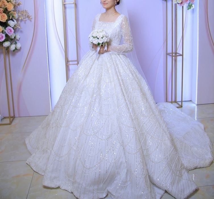 Свадебный  платье