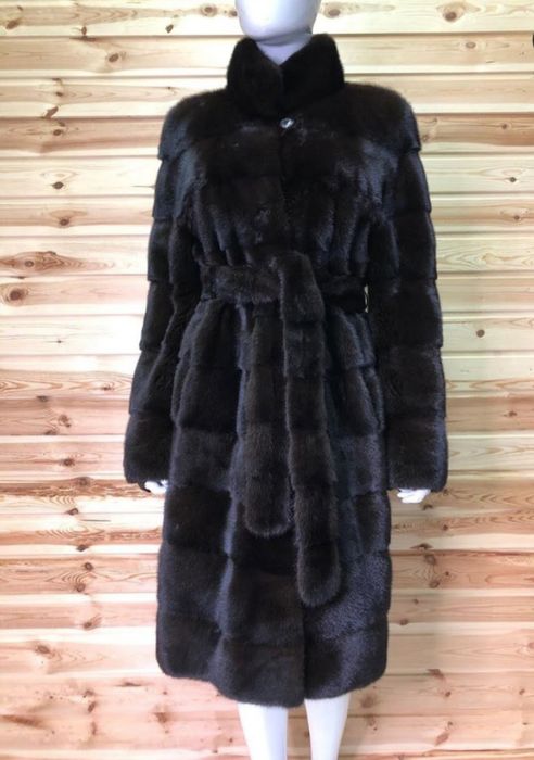 Продам норковую шубу б/у в хорошем состоянии. Рр44