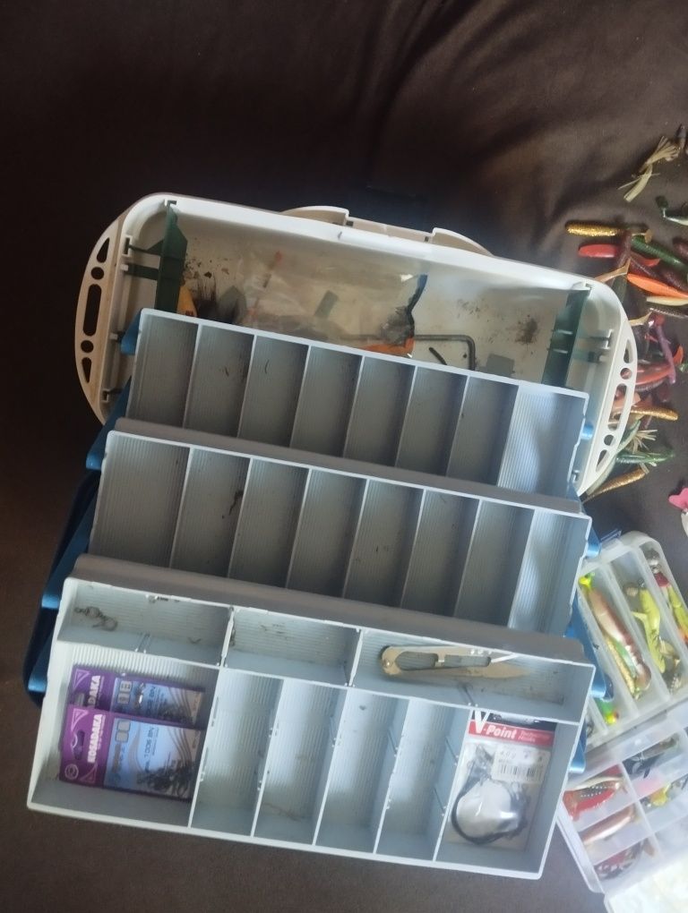 Продам приманки, воблеры и пр.