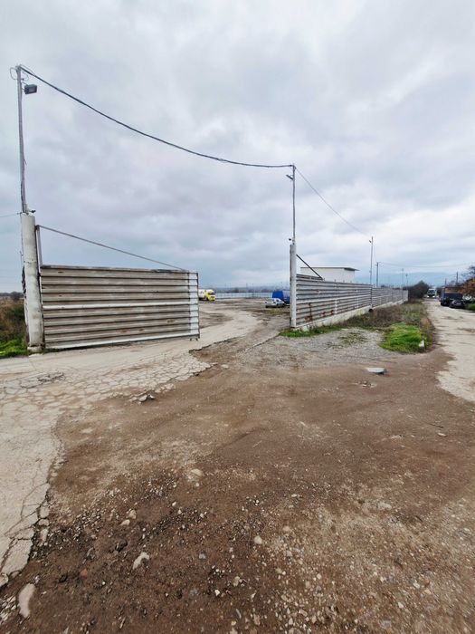 ПАРКОМЕСТА ЗА КАМИОНИ – Нови Искър, кв. Гниляне – 140 лв.