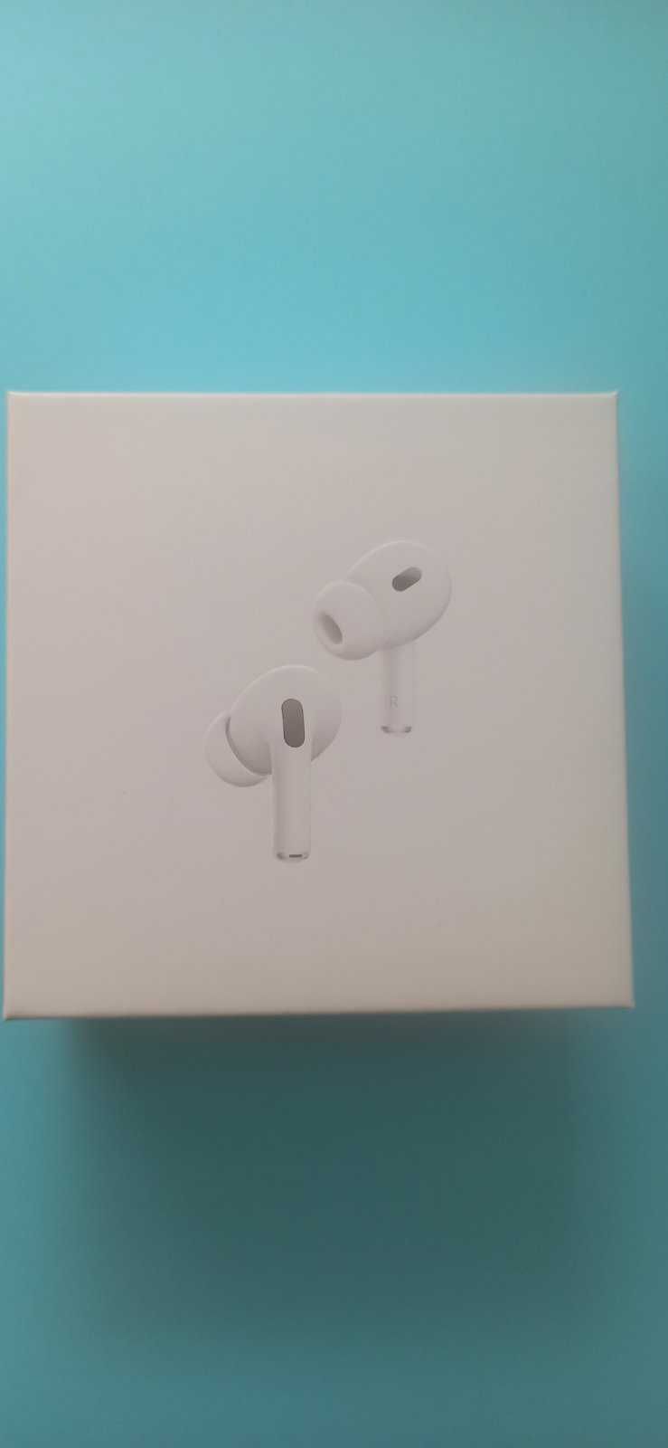 AirPods Pro 2 и 3