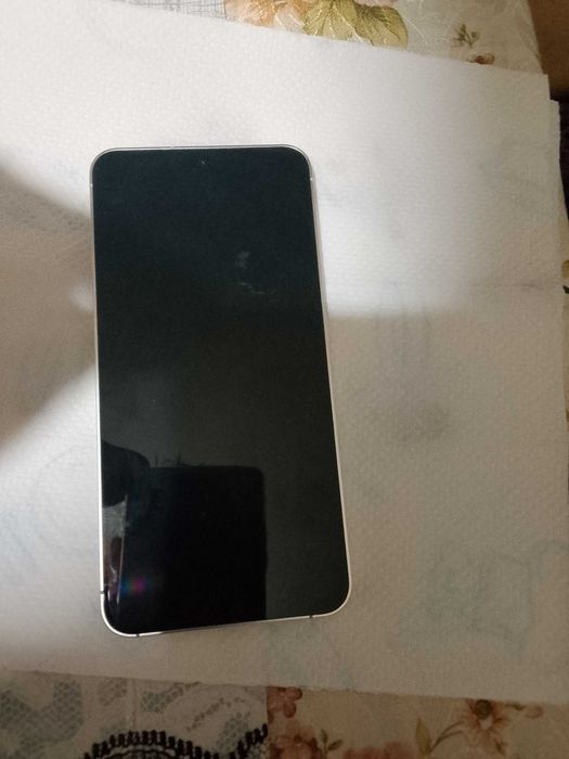 Samsung S 24 simplu 256 GB din. 14 08 2024  Stare 10/10 detin cutie