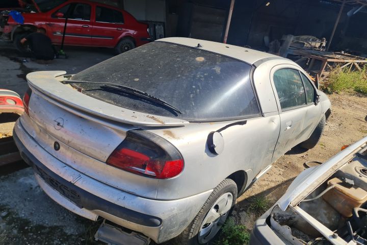 Vas lichid servodirectie Opel Tigra prima generatie