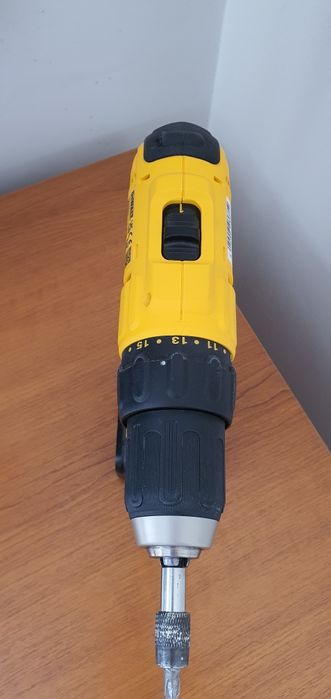 Filetanta DeWalt Bormașină 18V-  baterie 4A + încărcator
