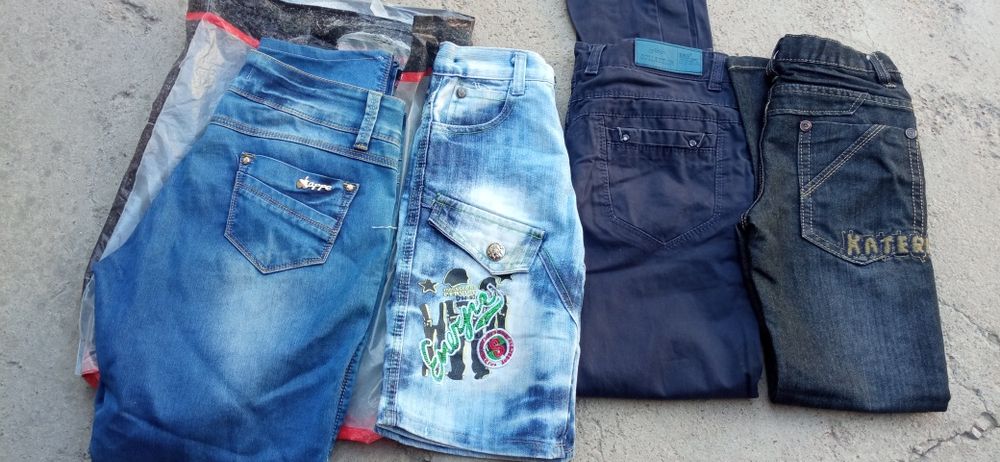 Брюки джинсовые разные