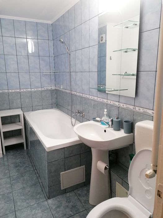 Închiriez apartament 3 camere, Brâncoveanu
