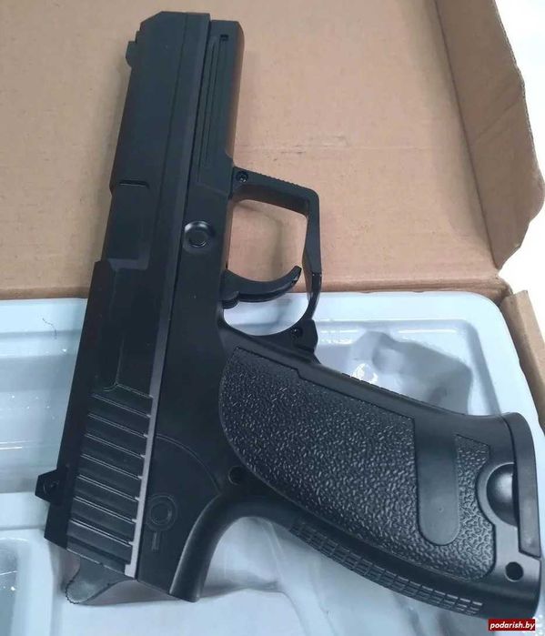 Super airsoft metalic,celebrul HK USP 45,calibrul 6mm,legal,bile bonus