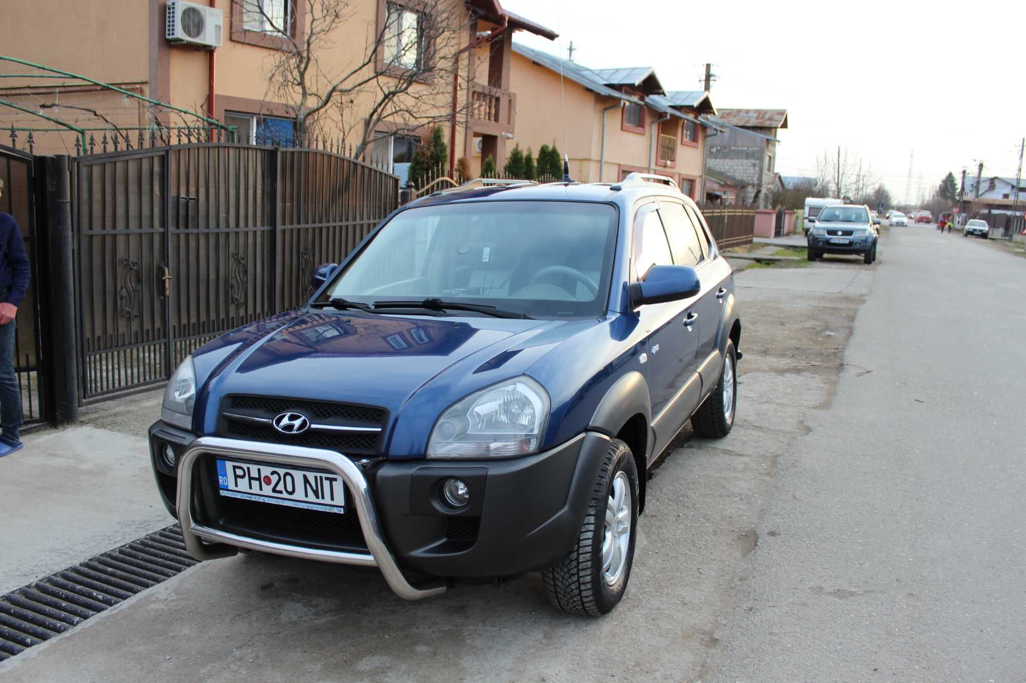 Hyundai Tucson 2.0 CRDI 140CP 2007 4WD Manual Tinut in Garaj