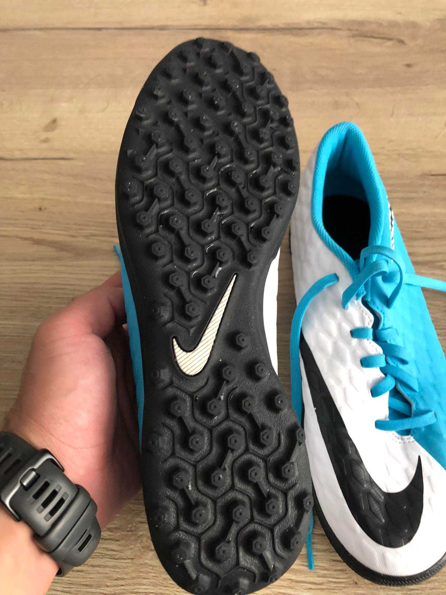 Обувки за футбол Nike Hypervenom 44 номер