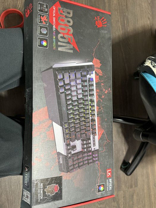 Механичекая клавиатура от компании Bloody