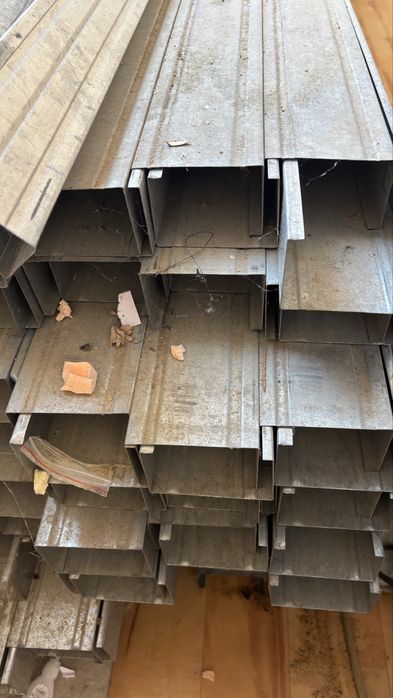 Профиль перегородочный размері 70*50 бағасы 1150тг/1шт