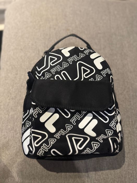Малка раничка Fila