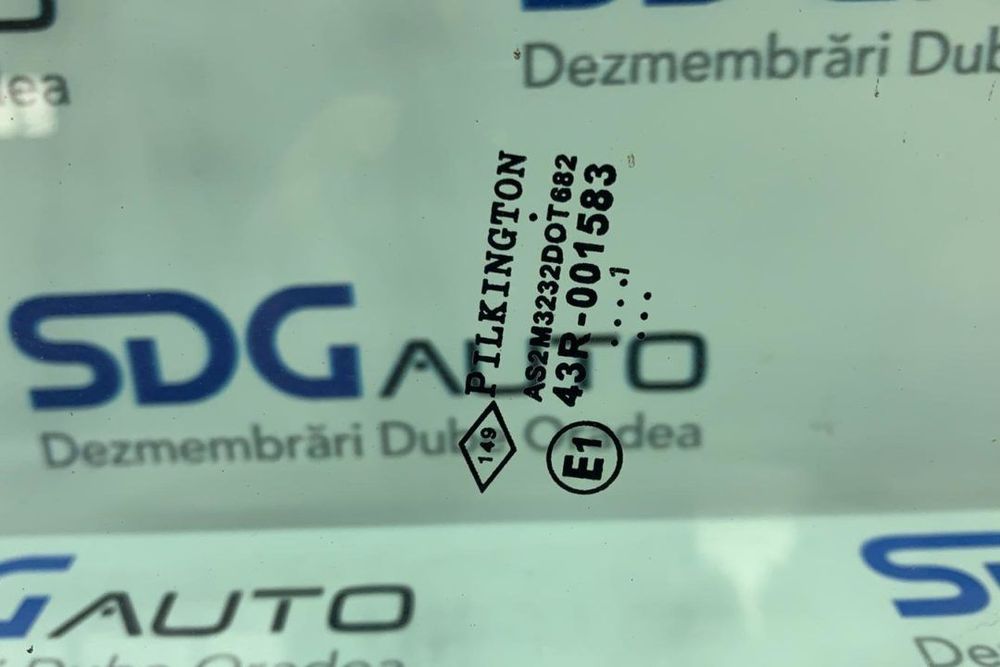 Geam mobil dreapta fata Renault Master 2.3 CDTI 2010-2015 Euro 5