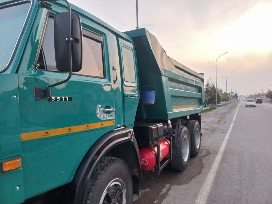Kamaz sotiladi ideal holatda