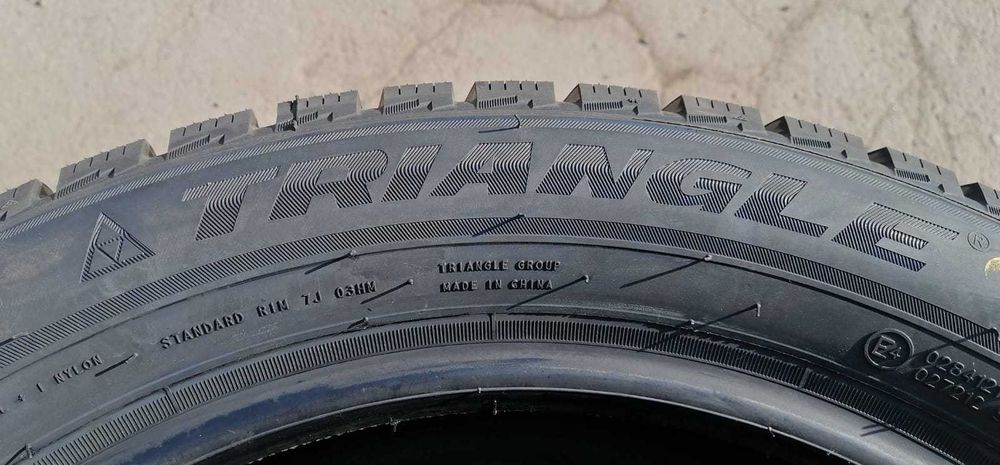 Шины зимние 225/50/17 Triangle PL01 (98R)