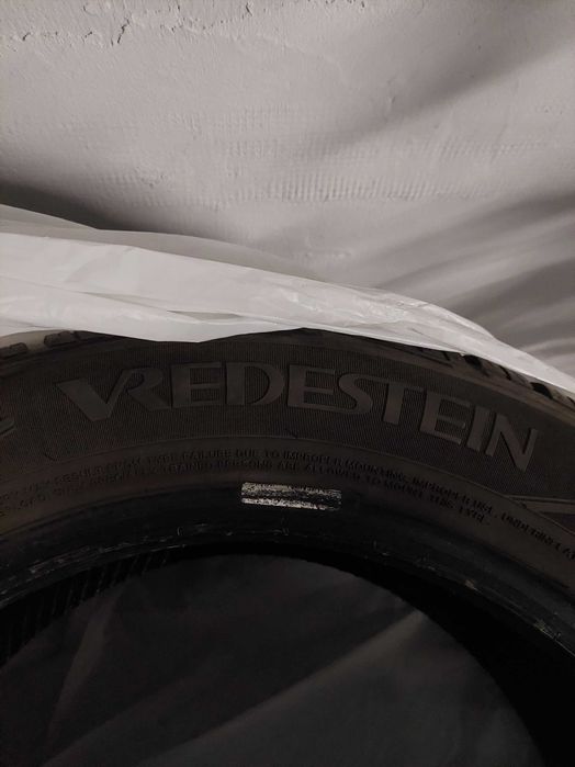 ГУМИ 205 55 16 Vredestein-Winterstock-S+M