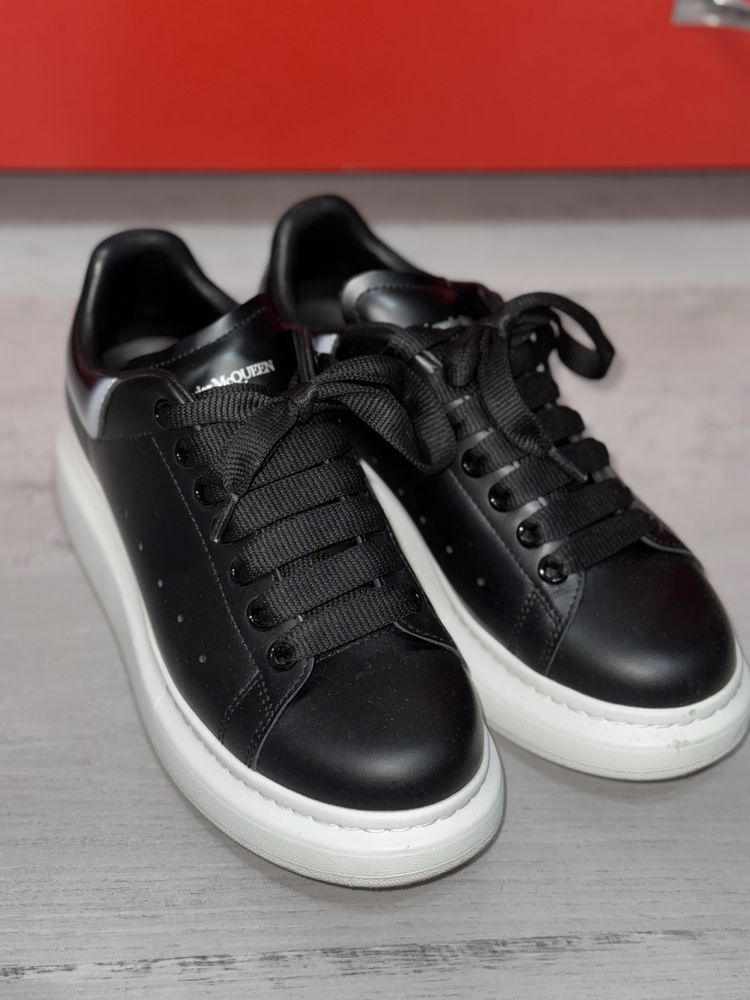 Adidasi Alexander Mcqueen ORIGINALI