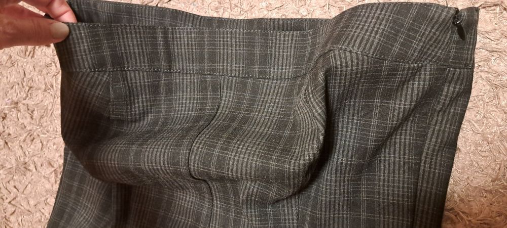 Рокля за поводиРокля р.46  15лв обичана 2 пъти по повод