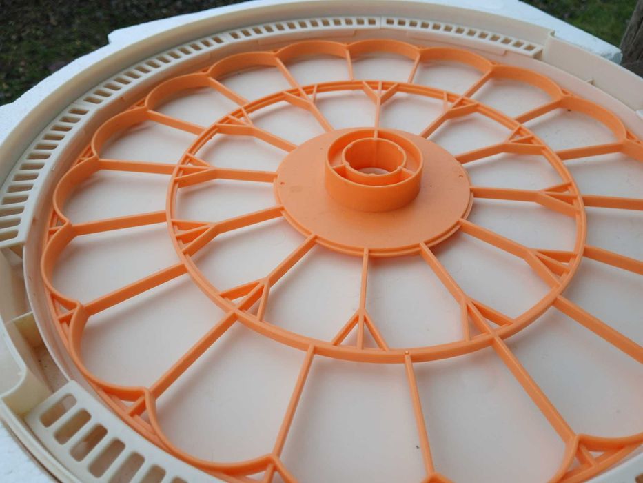 Vând incubator Electromureş 30 ouă