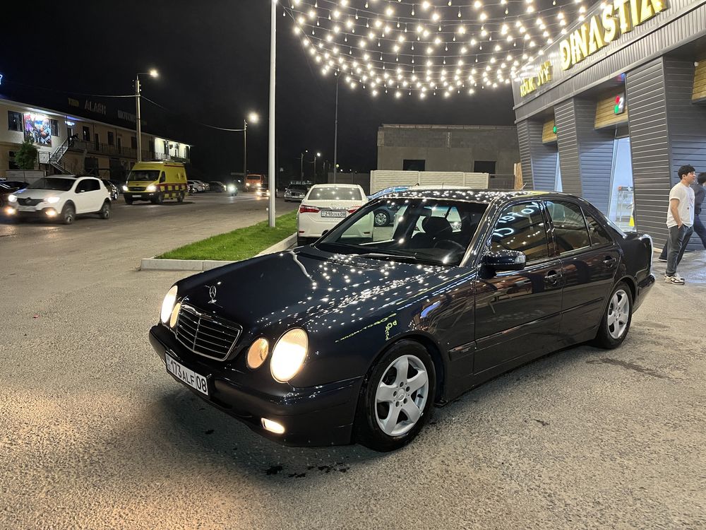 Мерседес Бенз е280. (Mercedes Benz E class)