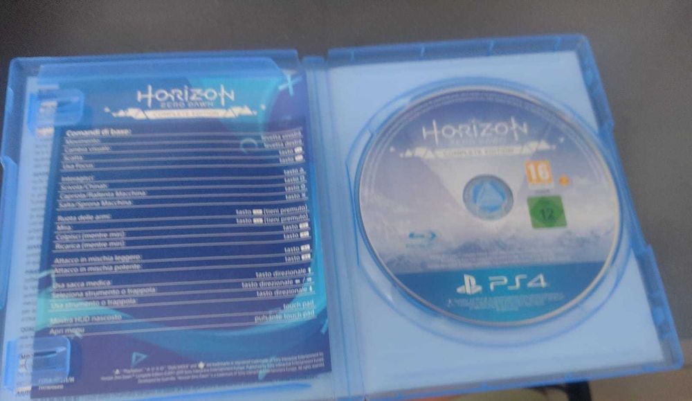Vand jozuri de consola PS 4
