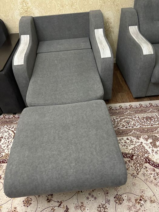 Кресло-кровать купили 20 дней назад. Состояние нового.